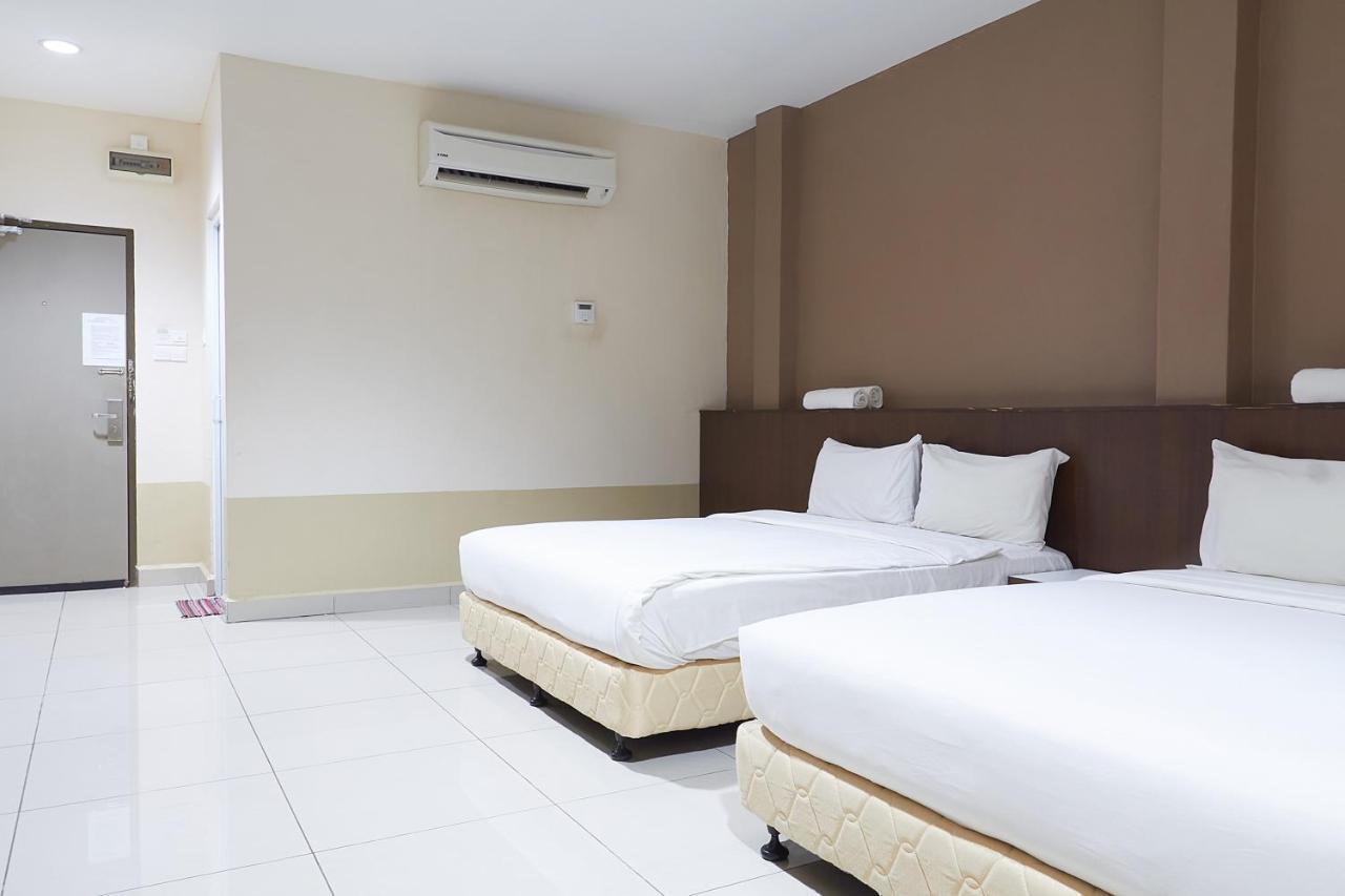 Langkawi Uptown Hotel Куа Екстериор снимка